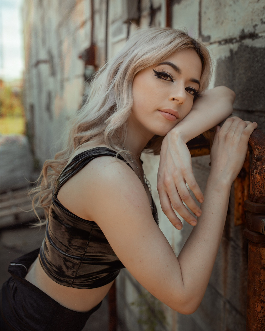 Nicole Goulet Face Of Horror